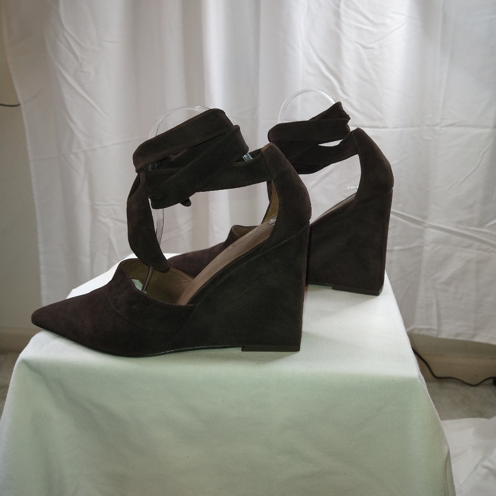 TORY BURCH BROWN SUEDE ANKLE TIE WEDGES, SZ 10. - Picture 3 of 10